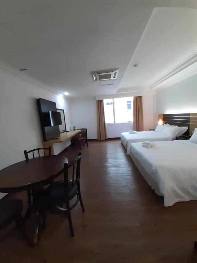 Sara Hotel Labuan Exteriör bild